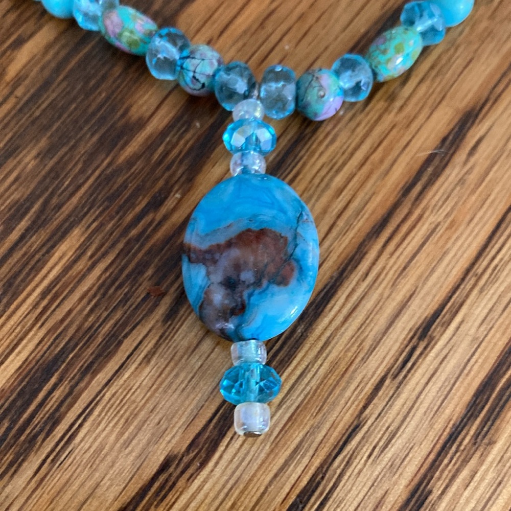 Artisan Glass Bead Focal Necklace Beachy Faux Turquoise Beads Magnetic Clasp - Picture 3 of 8